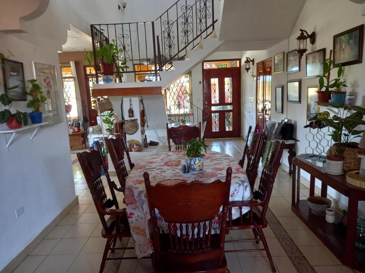 基米尔旅舍/拉洛基米尔小屋家庭旅舍 拉斯塔布拉斯 外观 照片